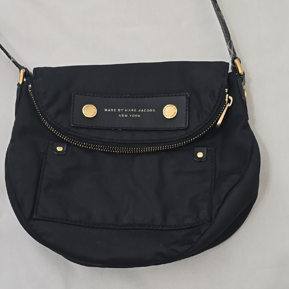 Marc by Marc Jacobs Black Crossbody with Gold Accents - Picture 1 of 12